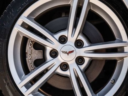 Used 2008 Chevrolet Corvette Coupe w/ Preferred Equipment Group RWD image 3