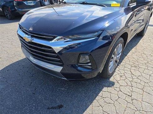 Used 2020 Chevrolet Blazer Premier w/ Driver Confidence II Package FWD image 11