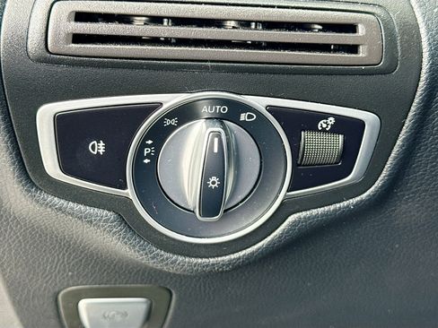 Used 2019 Mercedes-Benz GLC 300 image 35