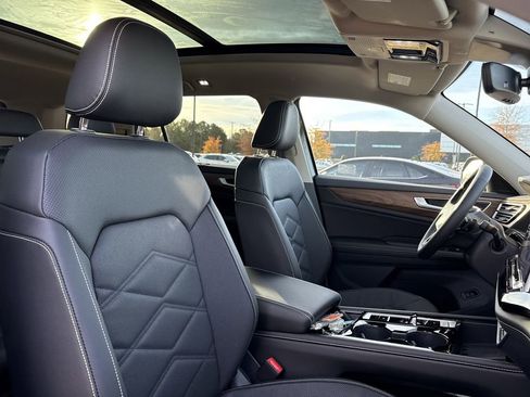 New 2026 Volkswagen Atlas SE image 21