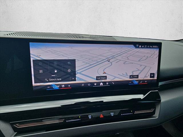 Certified 2024 BMW 530i w/ Convenience Package RWD image 13