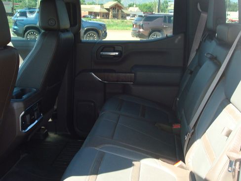 Used 2019 GMC Sierra 1500 Denali w/ Denali Ultimate Package image 7