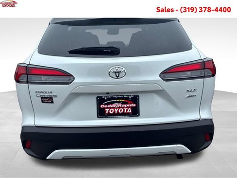 New 2026 Toyota Corolla Cross XLE w/ Convenience Package AWD/4WD image 4