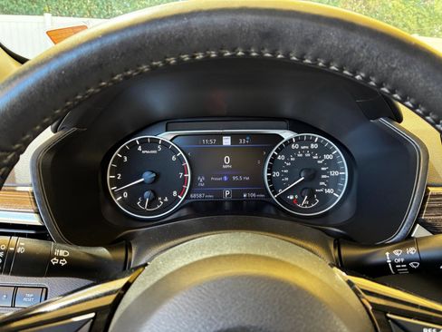 Used 2020 Nissan Altima 2.5 Platinum image 18