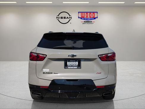 Used 2021 Chevrolet Blazer RS w/ Enhanced Convenience Package AWD/4WD image 3