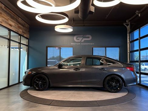 Used 2022 Honda Civic Sport image 6