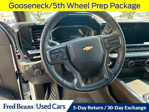 Used 2024 Chevrolet Silverado 2500 High Country w/ High Country Premium Package image 14