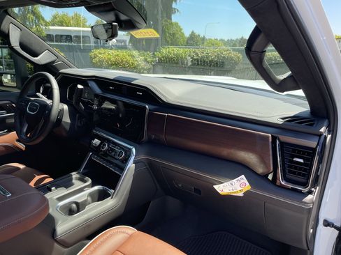 New 2025 GMC Sierra 3500 Denali Ultimate image 66