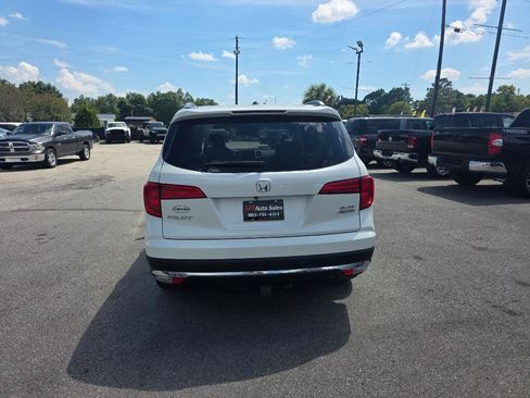 Used 2016 Honda Pilot Elite image 3