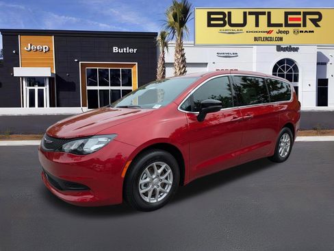 New 2026 Chrysler Voyager LX image 1