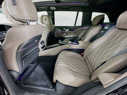 New 2026 Mercedes-Benz Maybach GLS 600 4MATIC image 27