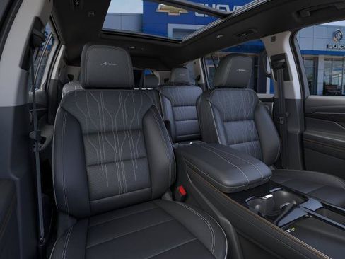 Used 2026 Buick Enclave Avenir w/ Super Cruise Package FWD image 16