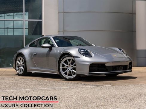 Used 2025 Porsche 911 Carrera RWD image 1