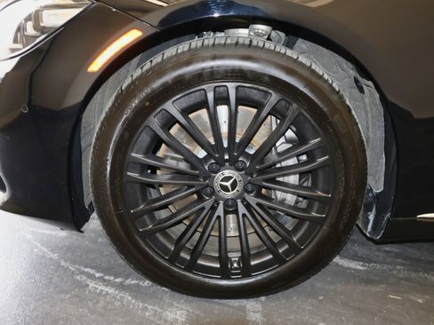 Used 2023 Mercedes-Benz S 580 S 580 image 46