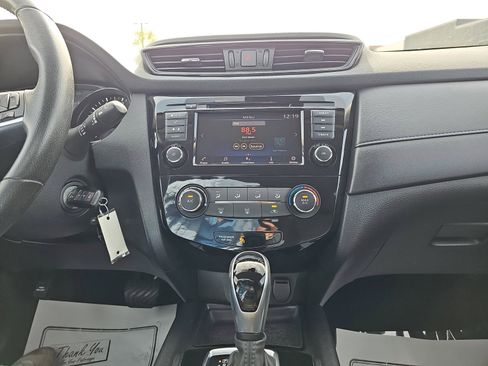 Used 2019 Nissan Rogue S w/ Special Edition Package image 20