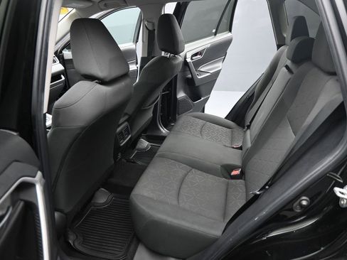 Used 2023 Toyota RAV4 XLE FWD image 16