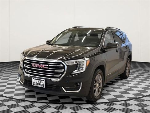 Used 2024 GMC Terrain SLT image 9