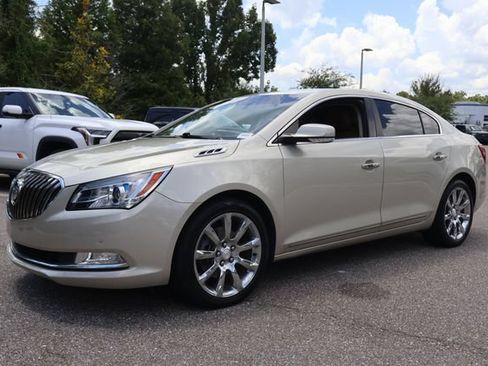 Used 2014 Buick LaCrosse Leather FWD image 4