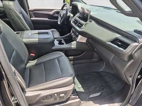 Used 2021 GMC Yukon SLT w/ SLT Luxury Plus Package AWD/4WD image 26