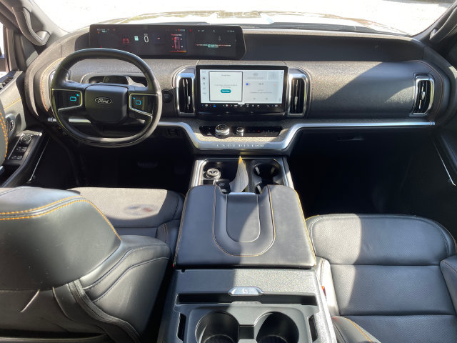 Used 2025 Ford Expedition Tremor AWD/4WD image 24