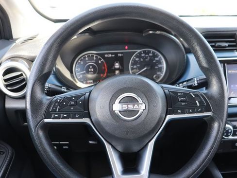 Used 2023 Nissan Versa SV FWD image 18