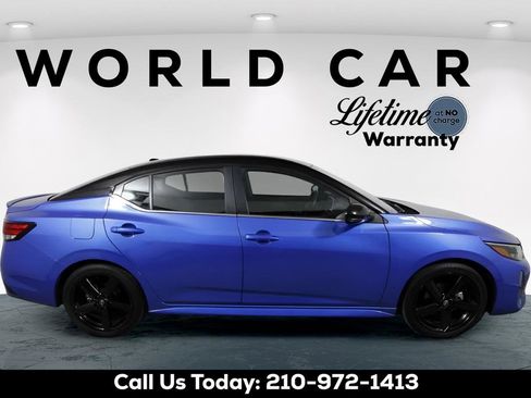 Used 2025 Nissan Sentra SR w/ Lighting Package FWD image 8