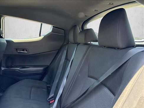 Used 2019 Toyota C-HR XLE FWD image 20