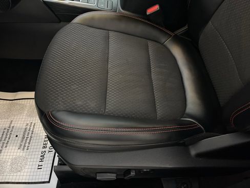 Used 2023 Ford Escape ST-Line image 25