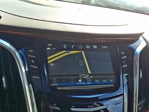 Used 2018 Cadillac Escalade Premium Luxury AWD/4WD image 20