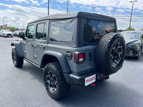 Used 2023 Jeep Wrangler Unlimited Rubicon w/ Cold Weather Group AWD/4WD image 8