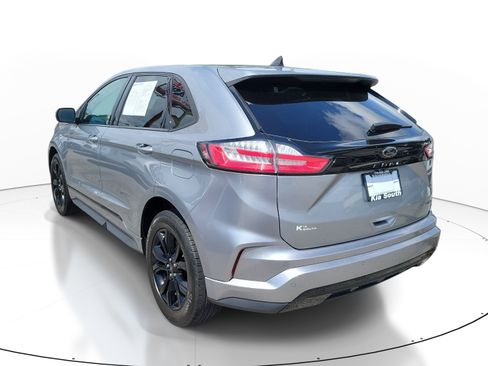 Used 2024 Ford Edge SE w/ Black Appearance Package AWD/4WD image 4