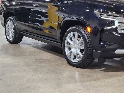 Used 2023 Chevrolet Tahoe High Country AWD/4WD image 16