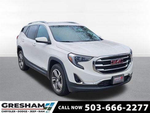 Used 2021 GMC Terrain SLT image 1