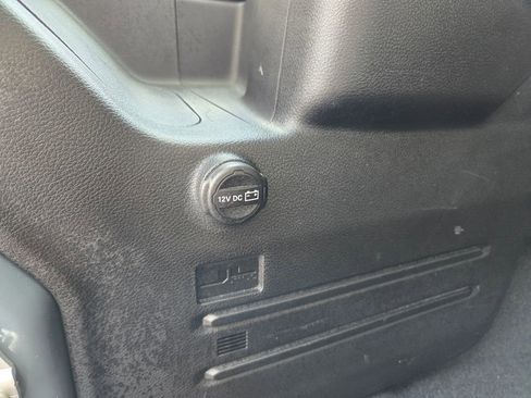 Used 2024 Jeep Wrangler Unlimited Sport AWD/4WD image 38