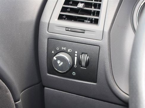 Used 2013 Dodge Challenger SRT8 w/ Harman Kardon Audio Group image 14