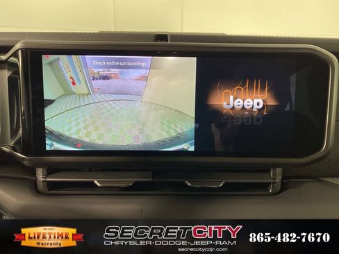 New 2026 Jeep Wrangler Unlimited Rubicon w/ Steel Bumper Group image 22