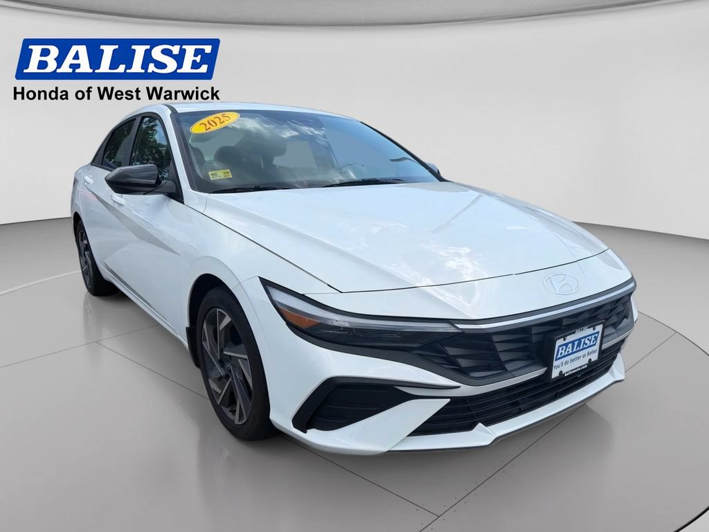 Used 2025 Hyundai Elantra Sport FWD image 7