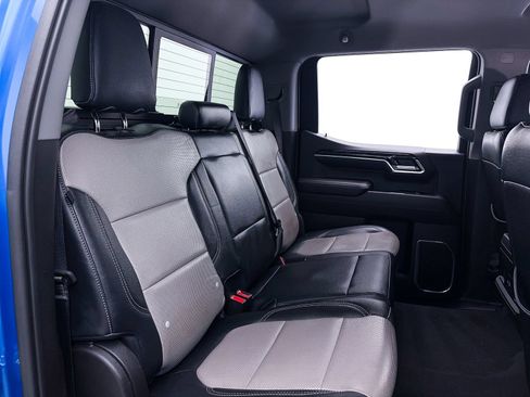 Used 2022 Chevrolet Silverado 1500 RST w/ Convenience Package II AWD/4WD image 38