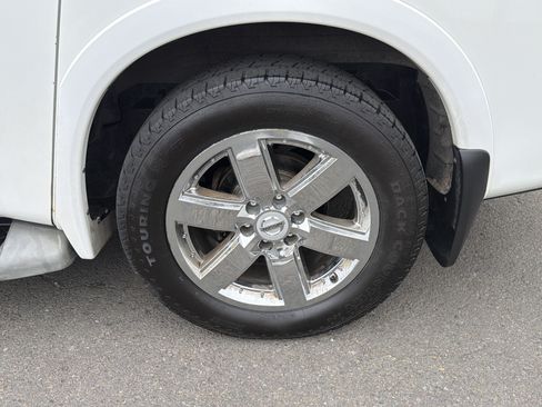 Used 2009 Nissan Armada LE w/ Technology Pkg AWD/4WD image 27