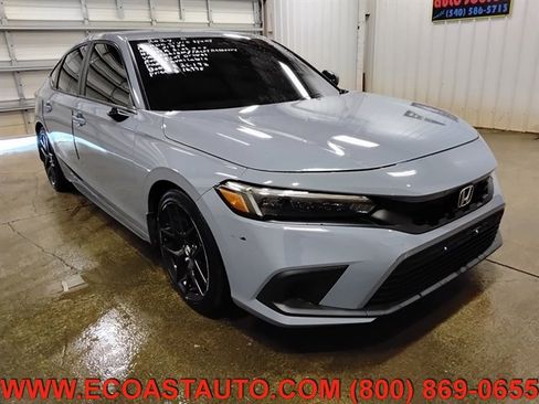 Used 2024 Honda Civic Sport image 1