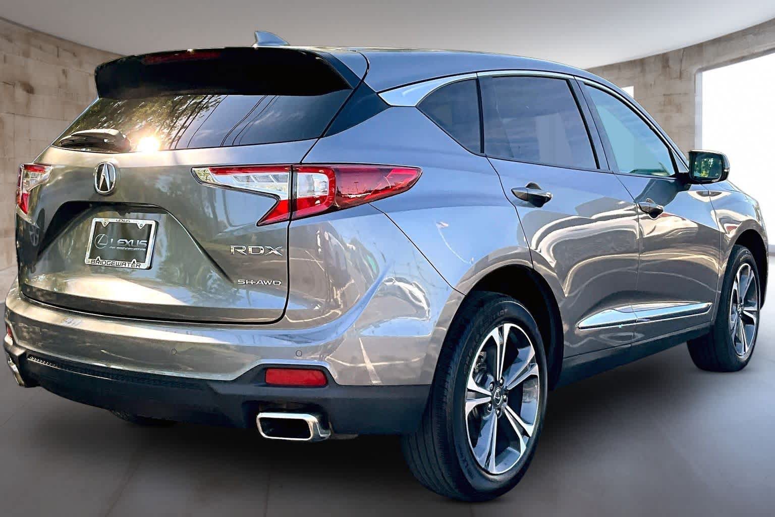 Used 2022 Acura RDX w/ Advance Package AWD/4WD image 5
