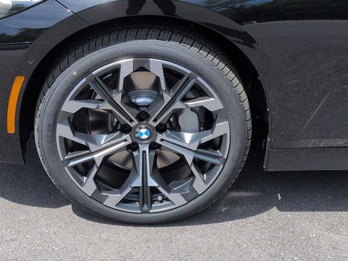 Used 2026 BMW 330i xDrive Sedan w/ Premium Package AWD/4WD image 13