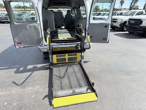 Used 2013 Ford E-150 and Econoline 150 w/ PWR Group RWD image 22