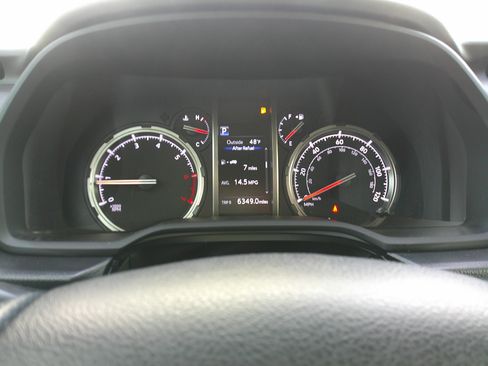 Used 2023 Toyota 4Runner TRD Off-Road Premium image 22