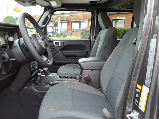 New 2026 Jeep Gladiator Sport AWD/4WD image 7