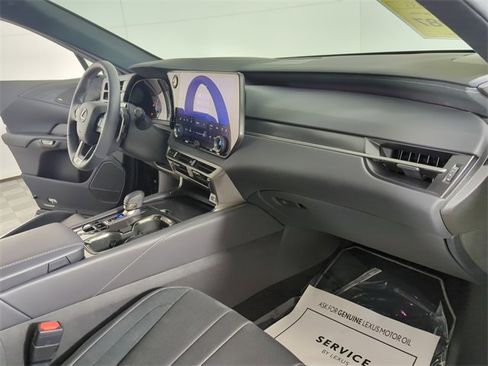Certified 2024 Lexus RX 500h F Sport image 19