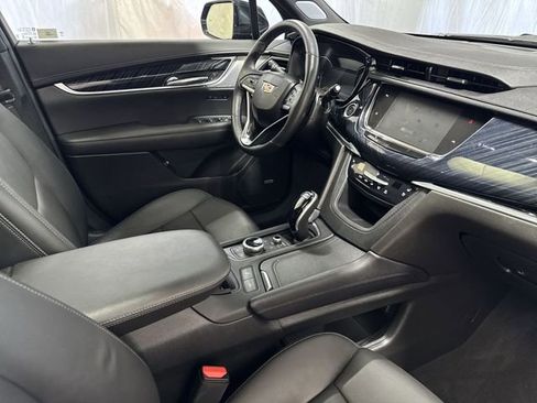 Certified 2023 Cadillac XT6 Premium Luxury AWD/4WD image 32