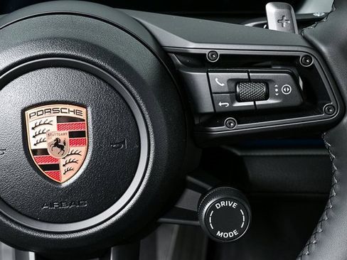 New 2025 Porsche Panamera 4 image 11