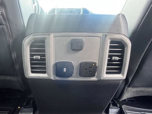 Used 2017 Ford F150 Raptor w/ Equipment Group 801A Mid AWD/4WD image 16