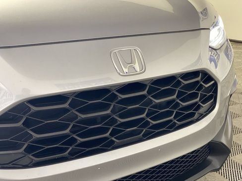 Used 2023 Honda HR-V LX image 34
